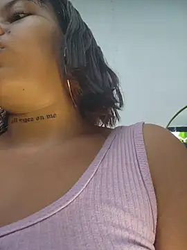 Yessica Lopezz online show from 01-10-26, 12:22