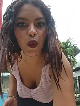 Yessica Lopezz online show from 06-19-26, 11:49