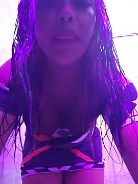 Yessica Lopezz online show from 11-08-25, 02:37