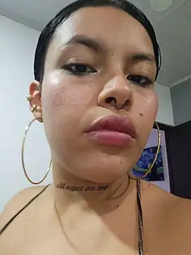 Yessica Lopezz online show from 01-09-26, 12:12