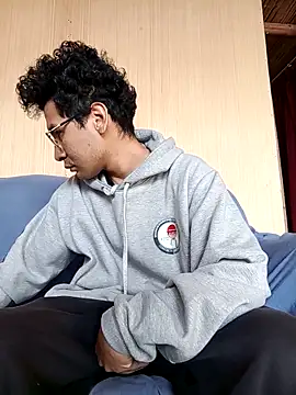 LecheDeSoya666 online show from 11-12-25, 01:48