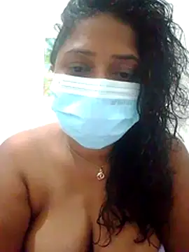 Snapshot of boosypussy chatting on 07-09-26, 01:10 boosypussy online show from 07-09-26, 01:10