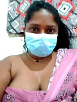 Snapshot of boosypussy chatting on 06-02-26, 05:46 boosypussy online show from 06-02-26, 05:46