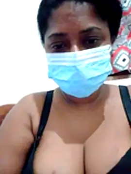 Snapshot of boosypussy chatting on 06-18-26, 09:42 boosypussy online show from 06-18-26, 09:42
