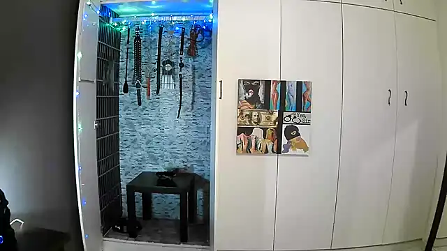 BaDSubMiss online show from 10-11-25, 04:24