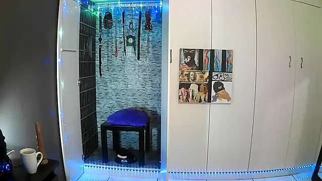 BaDSubMiss online show from 10-29-25, 04:22