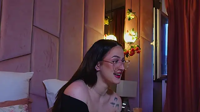 LucyLextonX online show from 03-30-26, 04:36