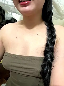 LinYi Office online show from 10-25-25, 09:48