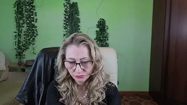 Habibi Honeyy online show from 02-05-26, 12:23