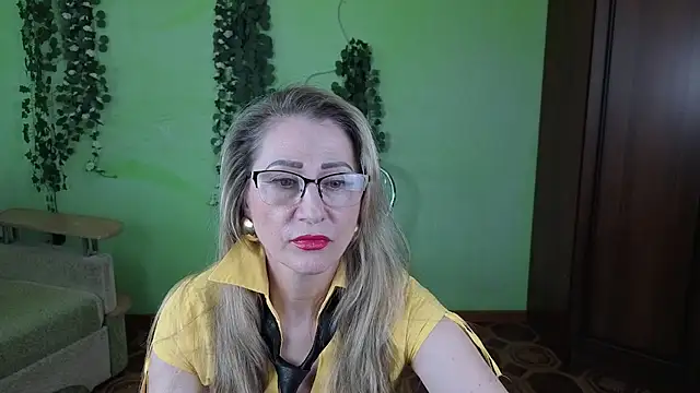 Snapshot of Habibi_Honeyy chatting on 05-14-26, 01:19 Habibi Honeyy online show from 05-14-26, 01:19