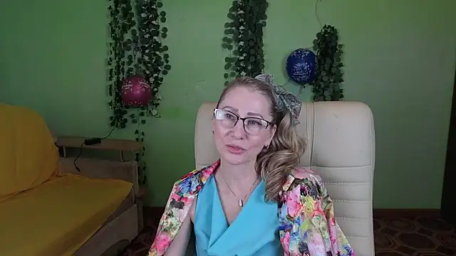 Snapshot of Habibi_Honeyy chatting on 09-26-25, 05:03 Habibi Honeyy online show from 09-26-25, 05:03