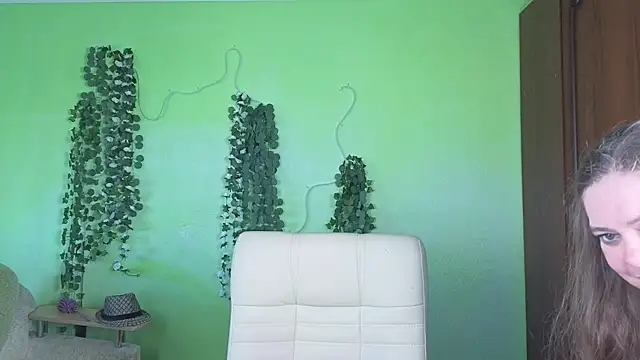 Habibi Honeyy online show from 10-25-25, 10:47