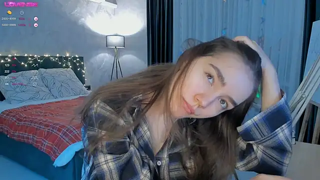 sweete chantal online show from 10-25-25, 05:13