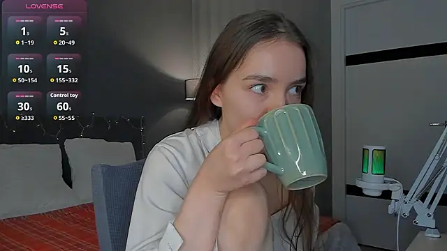 sweete chantal online show from 03-23-26, 07:36