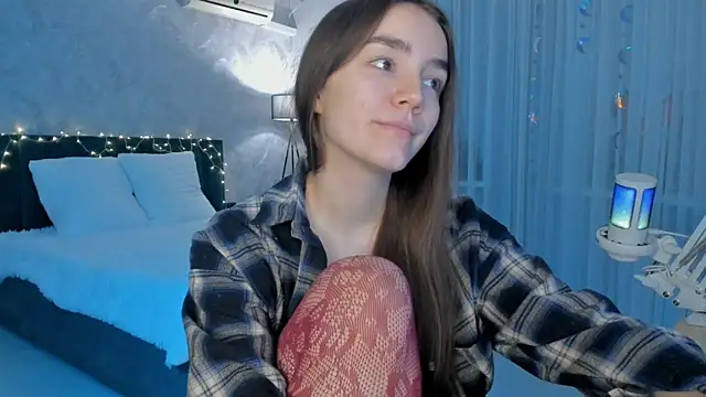 sweete chantal online show from 10-28-25, 05:12