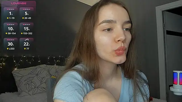 Snapshot of sweete_chantal chatting on 05-17-26, 07:25 sweete chantal online show from 05-17-26, 07:25