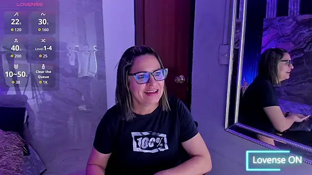 Agatha Pleasure online show from 09-19-25, 11:47