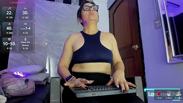 Agatha Pleasure online show from 12-13-25, 08:04