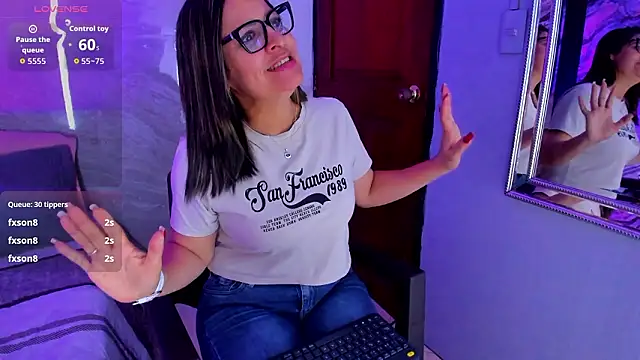 Agatha Pleasure online show from 03-18-26, 03:57