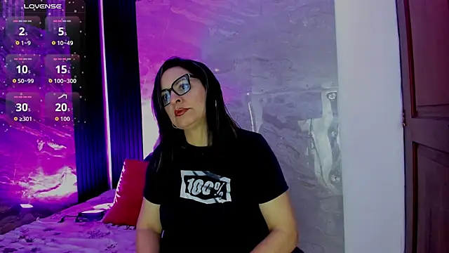 Agatha Pleasure online show from 01-13-26, 11:47