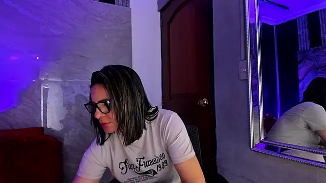 Agatha Pleasure online show from 10-22-25, 11:53