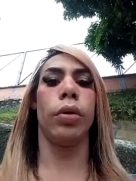 Snapshot of Daliana_Gounbolt chatting on 09-27-25, 11:16 Daliana Gounbolt online show from 09-27-25, 11:16