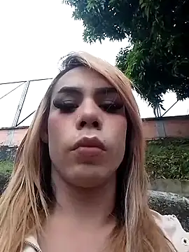 Snapshot of Daliana_Gounbolt chatting on 09-15-25, 11:21 Daliana Gounbolt online show from 09-15-25, 11:21