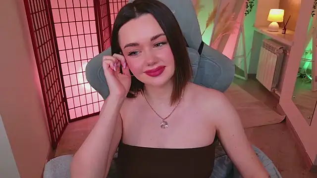 AvaFlower online show from 01-11-26, 02:13