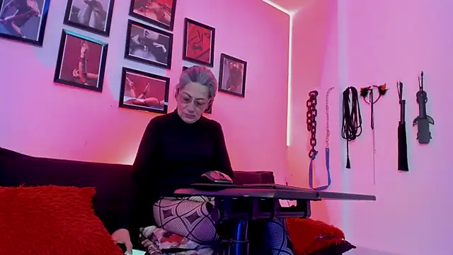 MistressNyx cg online show from 11-06-25, 03:27