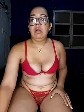 Snapshot of MilfTentasion chatting on 09-25-25, 02:45 MilfTentasion online show from 09-25-25, 02:45