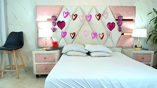 Zoelucas online show from 09-23-25, 07:10