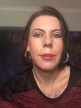 Snapshot of Juicy_Lucy chatting on 07-23-26, 10:34 Juicy Lucy online show from 07-23-26, 10:34