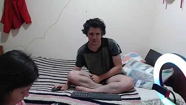 jade noah  online show from 10-01-25, 11:14