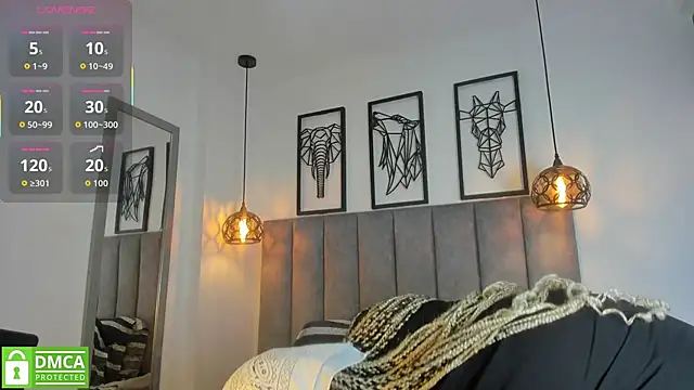 Snapshot of Gia_Scott chatting on 11-23-25, 08:19 Gia Scott online show from 11-23-25, 08:19