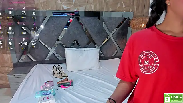 Snapshot of Gia_Scott chatting on 02-13-26, 04:01 Gia Scott online show from 02-13-26, 04:01