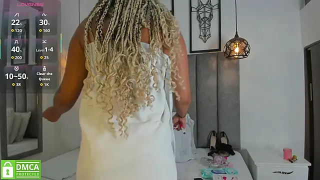 Snapshot of Gia_Scott chatting on 11-20-25, 08:20 Gia Scott online show from 11-20-25, 08:20