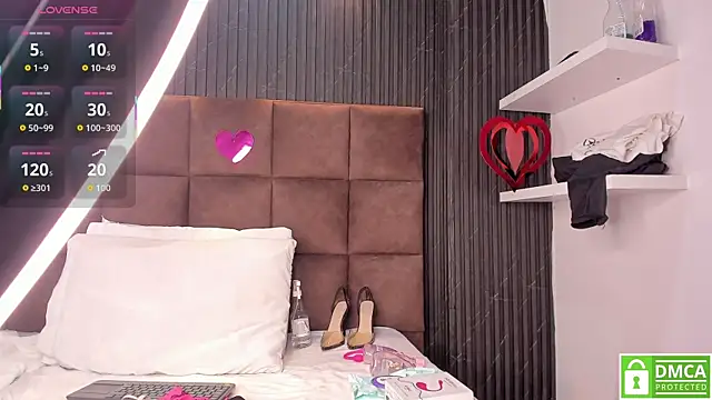 Snapshot of Gia_Scott chatting on 02-19-26, 04:53 Gia Scott online show from 02-19-26, 04:53