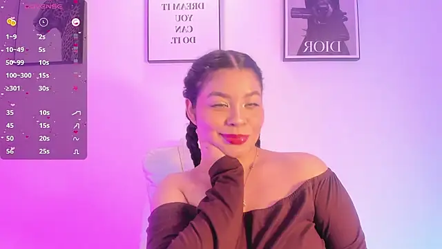 LizzyPonce online show from 12-20-25, 10:51