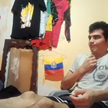 Snapshot of Ortiz3404 chatting on 06-21-26, 06:46 Ortiz3404 online show from 06-21-26, 06:46