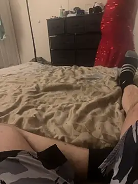 Snapshot of daddyLeeandprincessmarie chatting on 10-15-25, 10:12 daddyLeeandprincessmarie online show from 10-15-25, 10:12