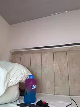 Mia Juicyberry online show from 07-05-26, 01:21