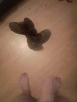 Snapshot of Crossedsissy chatting on 01-05-26, 06:11 Crossedsissy online show from 01-05-26, 06:11