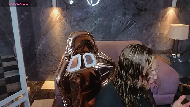  Evoni b online show from 01-14-26, 12:42