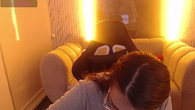  Evoni b online show from 11-21-25, 12:48