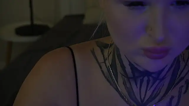 IvyLaurent online show from 09-21-25, 12:10