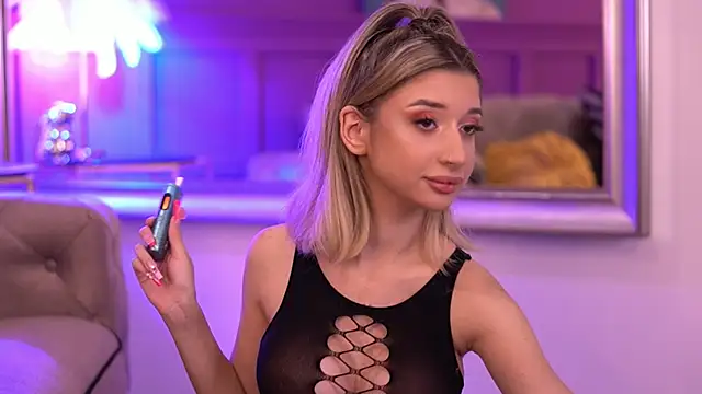 OdetteMason online show from 09-12-25, 05:07