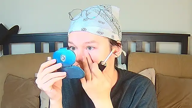 Derek Carter online show from 10-27-25, 02:29