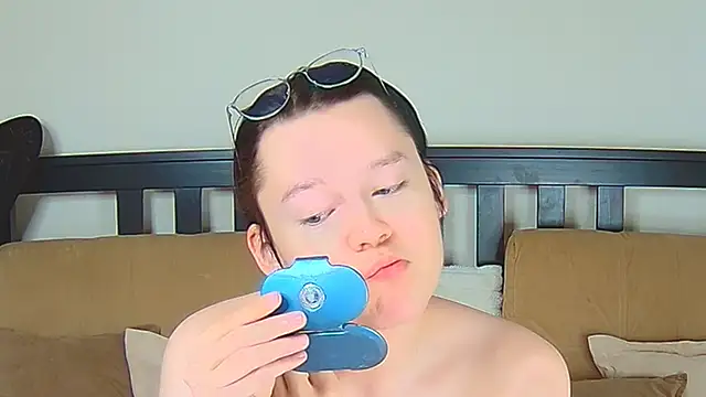 Derek Carter online show from 10-21-25, 12:37