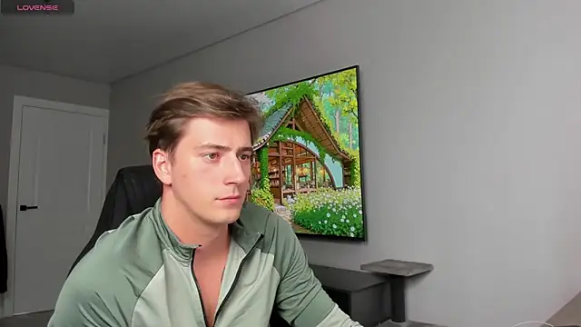 Snapshot of DaniHort chatting on 04-24-26, 10:06 DaniHort online show from 04-24-26, 10:06