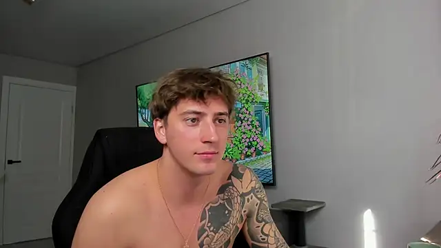 DaniHort online show from 04-21-26, 08:43